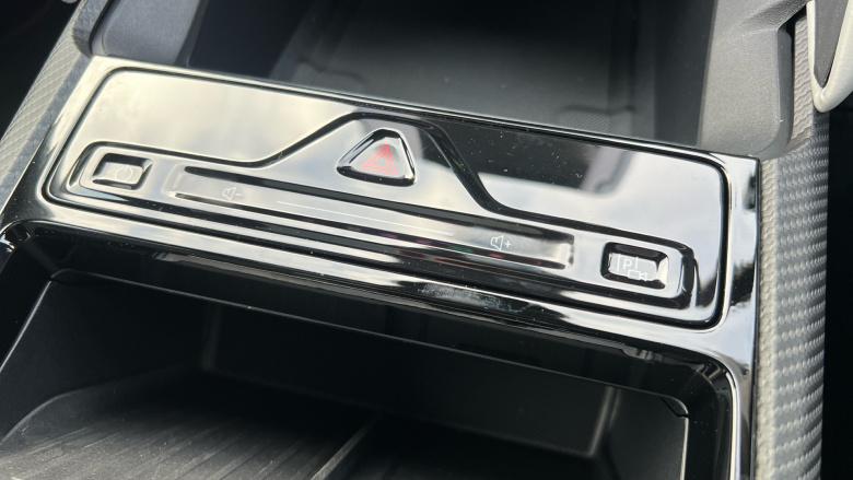 Ford Capri 210kW Premium 77kWh 5dr Auto Electric Estate